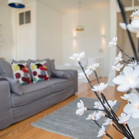 Downtown Spacious Studio Порту Экстерьер фото